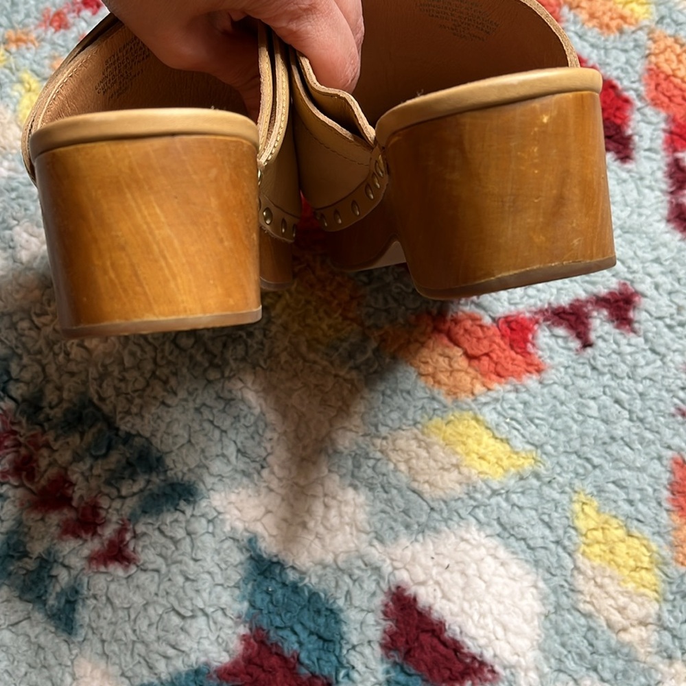 Madewell Cecily oiled leather clogs - Picture 8 of 8